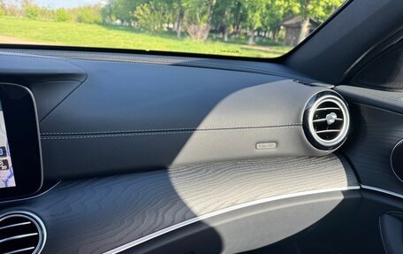 Mercedes-Benz E-Класс, 2022 год, 5 550 000 рублей, 21 фотография