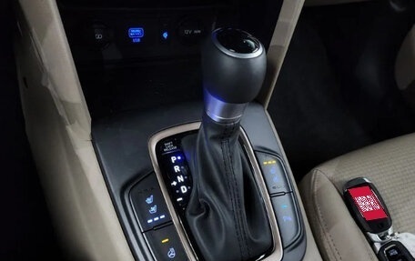Hyundai Kona I, 2022 год, 1 305 000 рублей, 6 фотография