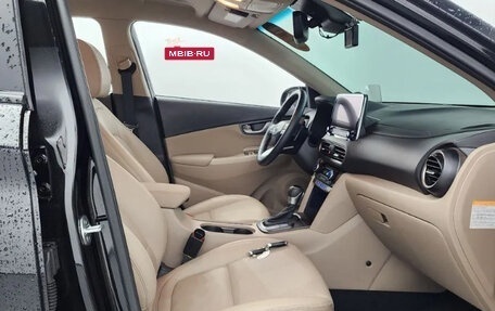 Hyundai Kona I, 2022 год, 1 305 000 рублей, 8 фотография