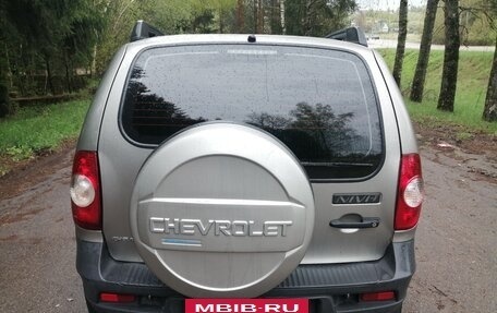 Chevrolet Niva I рестайлинг, 2015 год, 578 000 рублей, 5 фотография