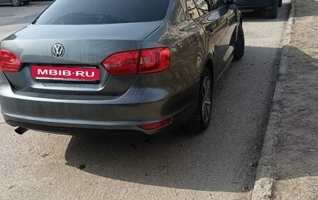 Volkswagen Jetta VI, 2013 год, 870 000 рублей, 7 фотография