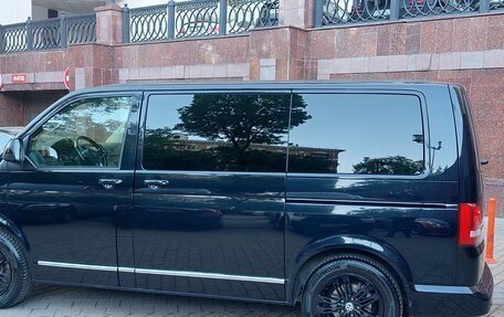 Volkswagen Multivan T5, 2011 год, 2 500 000 рублей, 8 фотография