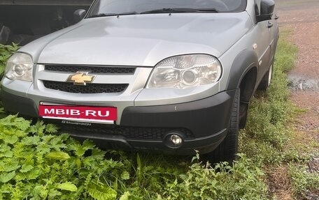 Chevrolet Niva I рестайлинг, 2014 год, 420 000 рублей, 2 фотография