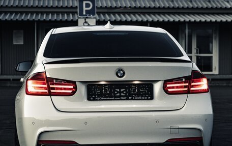 BMW 3 серия, 2015 год, 2 650 000 рублей, 15 фотография