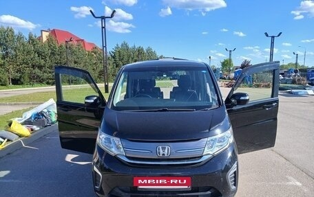 Honda Stepwgn IV, 2015 год, 2 300 000 рублей, 17 фотография