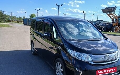 Honda Stepwgn IV, 2015 год, 2 300 000 рублей, 8 фотография