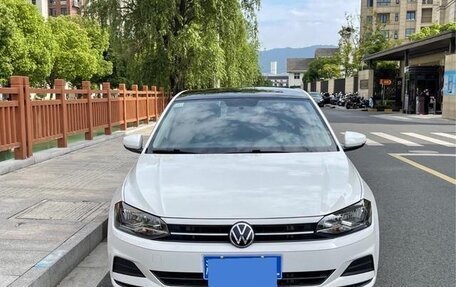 Volkswagen Polo, 2021 год, 1 100 100 рублей, 2 фотография