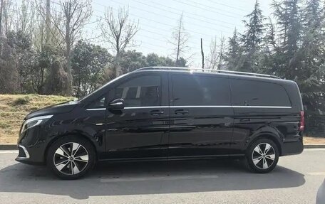 Mercedes-Benz V-Класс, 2021 год, 4 900 000 рублей, 7 фотография