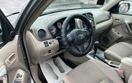Toyota RAV4, 2004 год, 1 079 000 рублей, 10 фотография