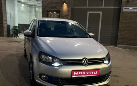 Volkswagen Polo VI (EU Market), 2011 год, 590 000 рублей, 1 фотография