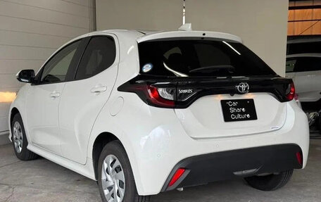 Toyota Yaris, 2021 год, 695 000 рублей, 5 фотография