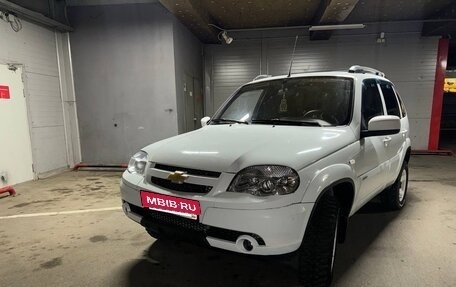 Chevrolet Niva I рестайлинг, 2015 год, 1 000 000 рублей, 1 фотография