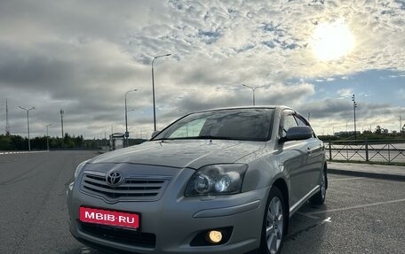 Toyota Avensis III рестайлинг, 2008 год, 1 100 000 рублей, 1 фотография