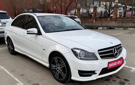 Mercedes-Benz C-Класс, 2014 год, 2 100 000 рублей, 1 фотография