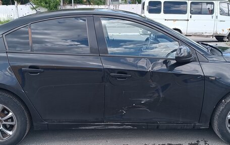 Chevrolet Cruze II, 2011 год, 585 000 рублей, 8 фотография