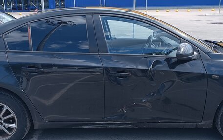 Chevrolet Cruze II, 2011 год, 585 000 рублей, 9 фотография