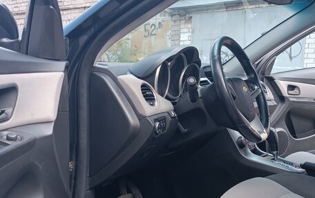 Chevrolet Cruze II, 2011 год, 585 000 рублей, 17 фотография