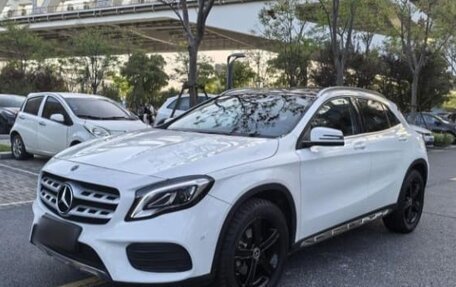 Mercedes-Benz GLA, 2021 год, 2 500 000 рублей, 2 фотография