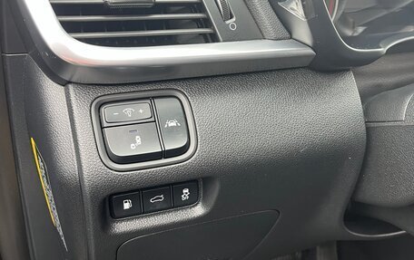 KIA K5 II, 2018 год, 2 250 000 рублей, 15 фотография