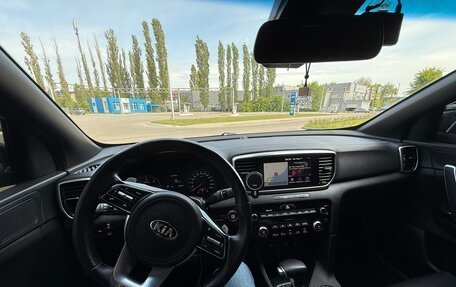 KIA Sportage IV рестайлинг, 2018 год, 2 700 000 рублей, 10 фотография
