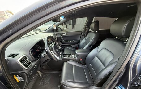 KIA Sportage IV рестайлинг, 2018 год, 2 700 000 рублей, 9 фотография
