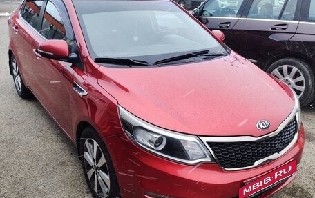 KIA Rio III рестайлинг, 2015 год, 1 050 000 рублей, 3 фотография