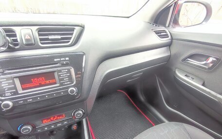 KIA Rio III рестайлинг, 2015 год, 1 050 000 рублей, 27 фотография