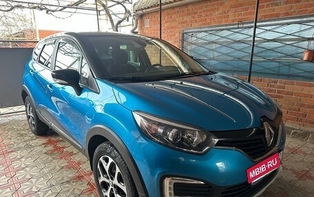 Renault Kaptur I рестайлинг, 2017 год, 1 400 000 рублей, 13 фотография