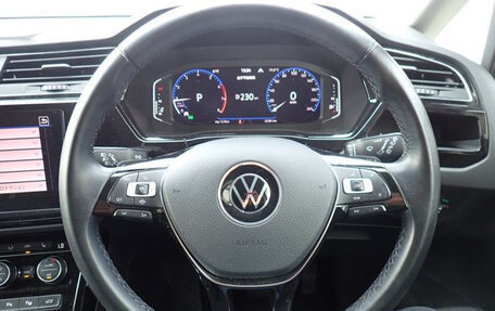 Volkswagen Touran III, 2021 год, 1 250 035 рублей, 8 фотография