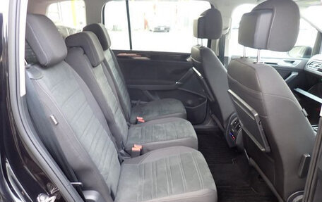 Volkswagen Touran III, 2021 год, 1 250 035 рублей, 16 фотография
