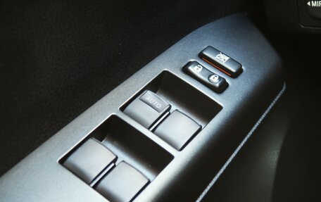Toyota RAV4, 2015 год, 2 099 000 рублей, 27 фотография