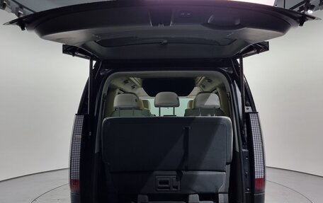 Hyundai Staria, 2022 год, 3 180 000 рублей, 13 фотография