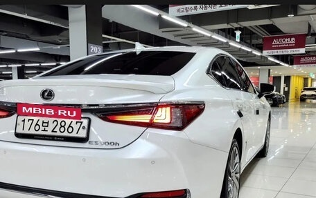 Lexus ES VII, 2022 год, 2 980 000 рублей, 5 фотография