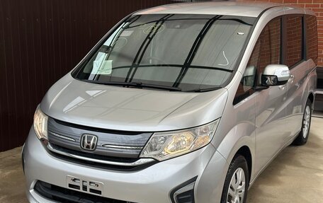 Honda Stepwgn IV, 2020 год, 2 150 000 рублей, 1 фотография