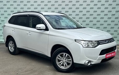 Mitsubishi Outlander III рестайлинг 3, 2013 год, 1 345 000 рублей, 1 фотография