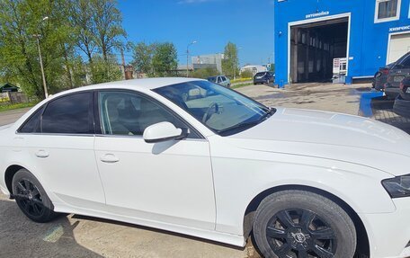 Audi A4, 2011 год, 1 050 000 рублей, 6 фотография