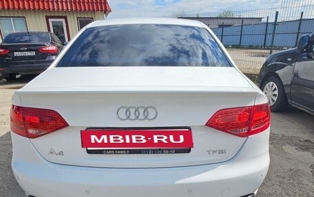 Audi A4, 2011 год, 1 050 000 рублей, 2 фотография