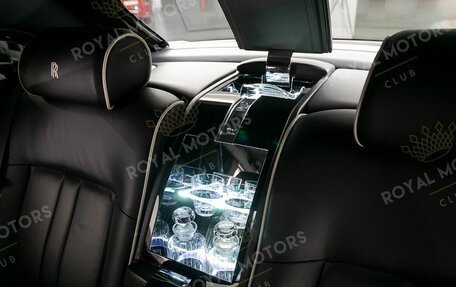 Rolls-Royce Phantom VII рестайлинг, 2014 год, 25 990 000 рублей, 15 фотография