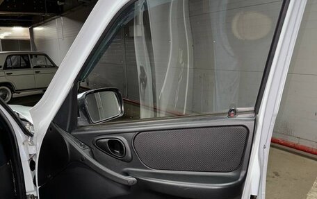 Chevrolet Niva I рестайлинг, 2015 год, 1 000 000 рублей, 18 фотография