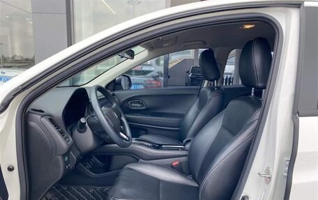 Honda Vezel, 2022 год, 1 450 000 рублей, 6 фотография