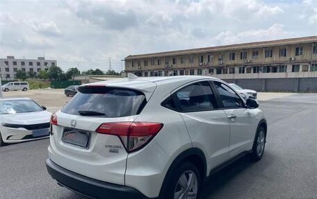 Honda Vezel, 2022 год, 1 450 000 рублей, 5 фотография