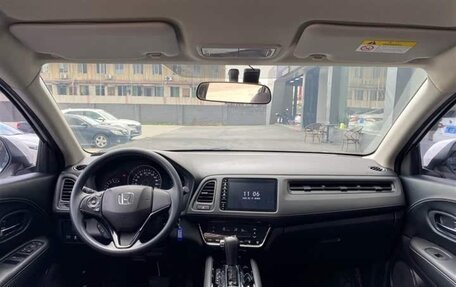 Honda Vezel, 2022 год, 1 450 000 рублей, 8 фотография