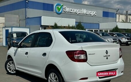 Renault Logan II, 2018 год, 980 000 рублей, 4 фотография