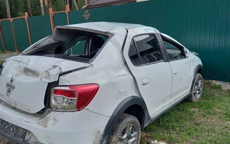 Renault Logan II, 2019 год, 260 000 рублей, 3 фотография