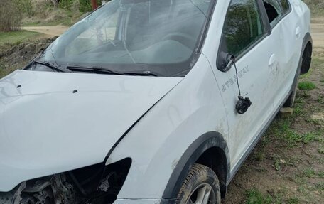 Renault Logan II, 2019 год, 260 000 рублей, 10 фотография