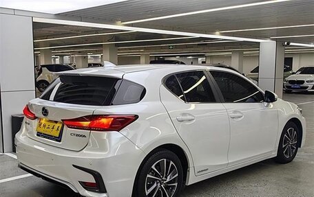 Lexus CT I рестайлинг, 2021 год, 2 000 000 рублей, 8 фотография