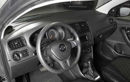 Volkswagen Polo VI (EU Market), 2016 год, 1 098 648 рублей, 3 фотография