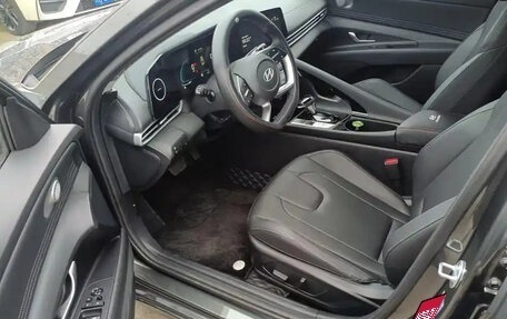 Hyundai Elantra, 2022 год, 1 340 000 рублей, 4 фотография
