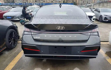 Hyundai Elantra, 2022 год, 1 340 000 рублей, 14 фотография