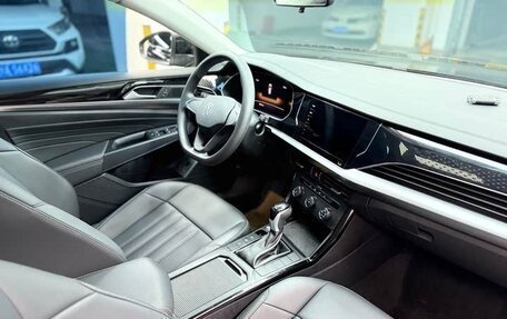 Volkswagen Passat B8 рестайлинг, 2022 год, 1 950 000 рублей, 14 фотография
